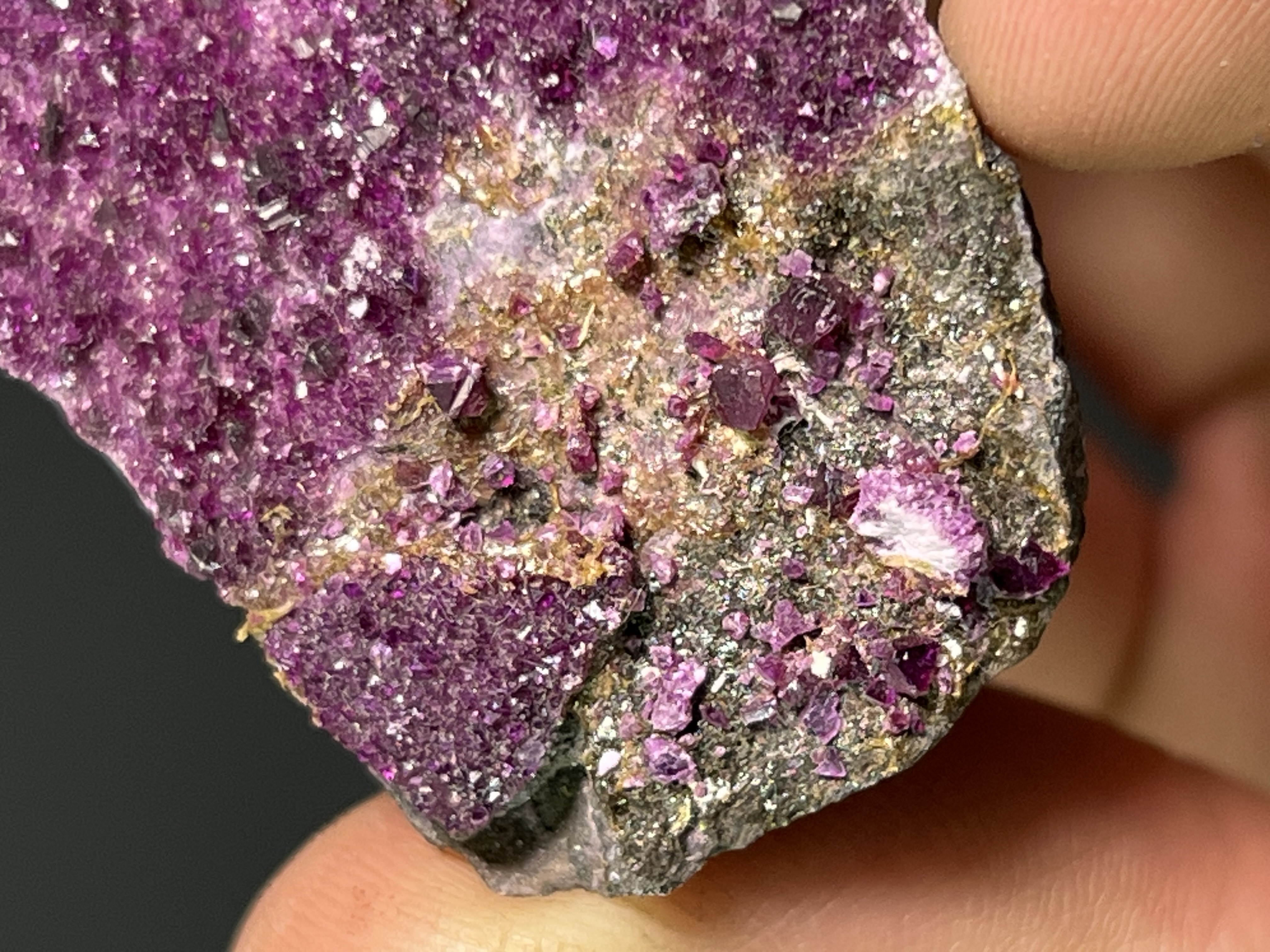 Very Special Kammererite Specimen