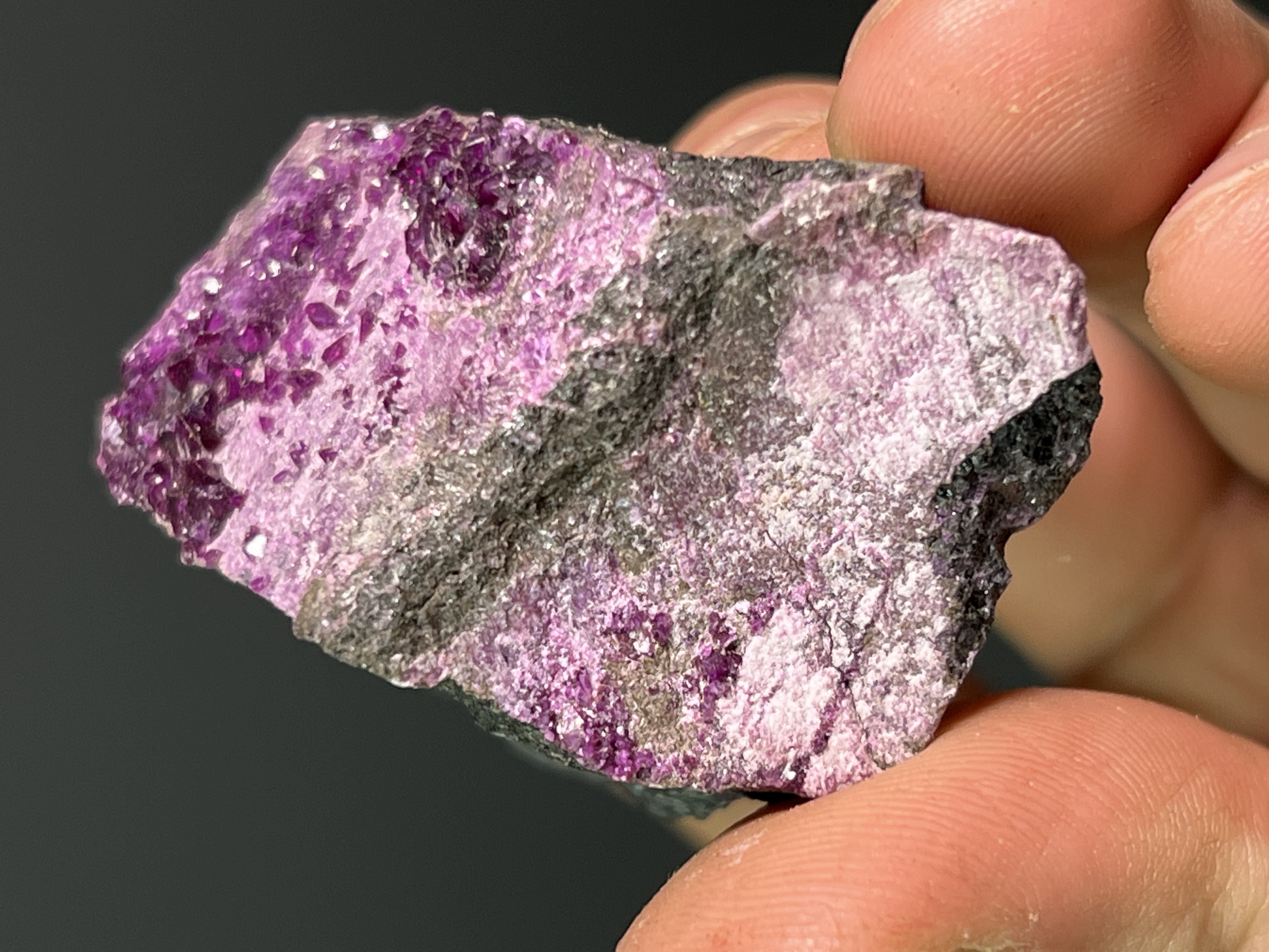 Very Special Beautiful Kammererite Specimen