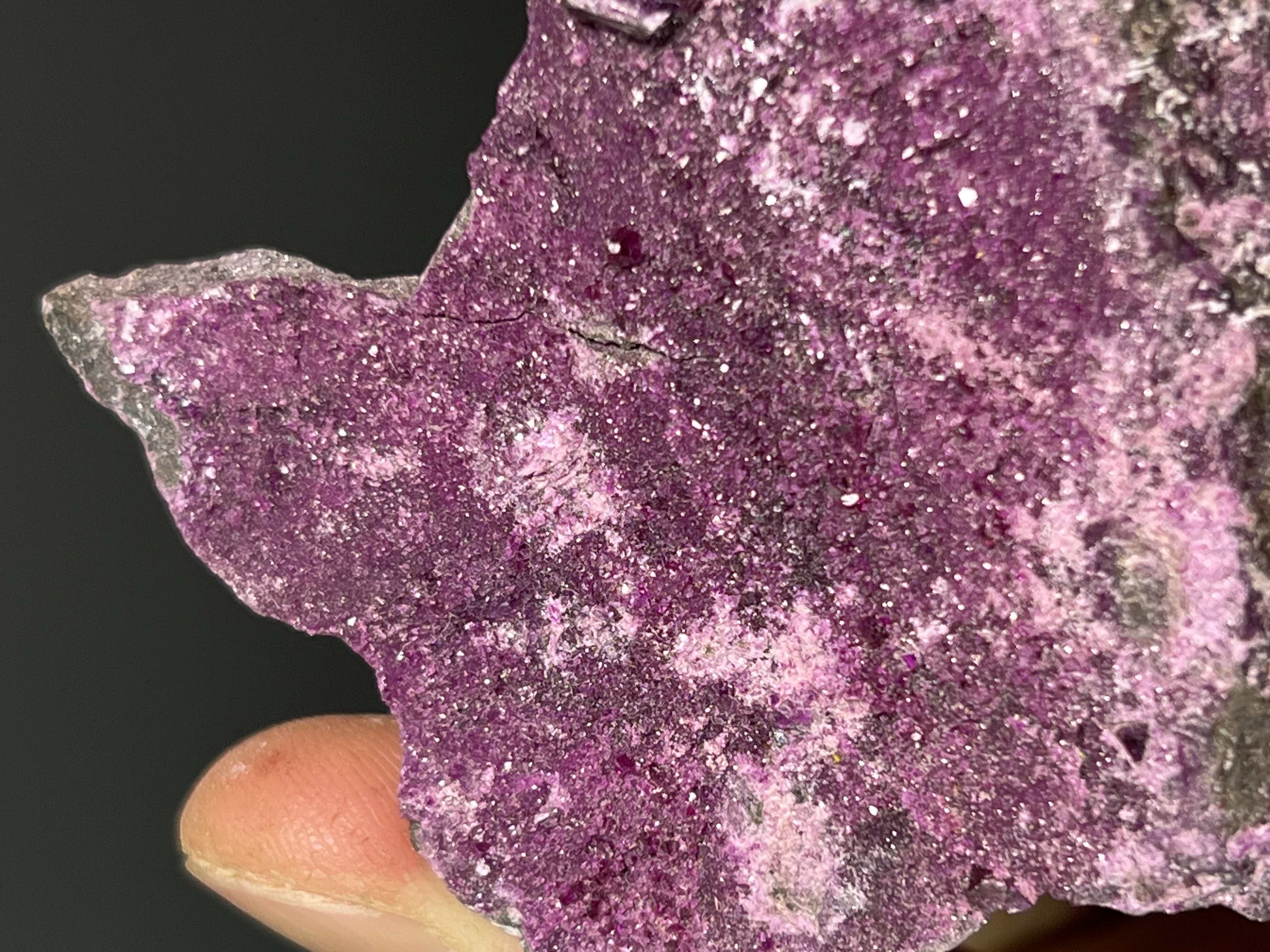 Special Showy Kammererite Specimen