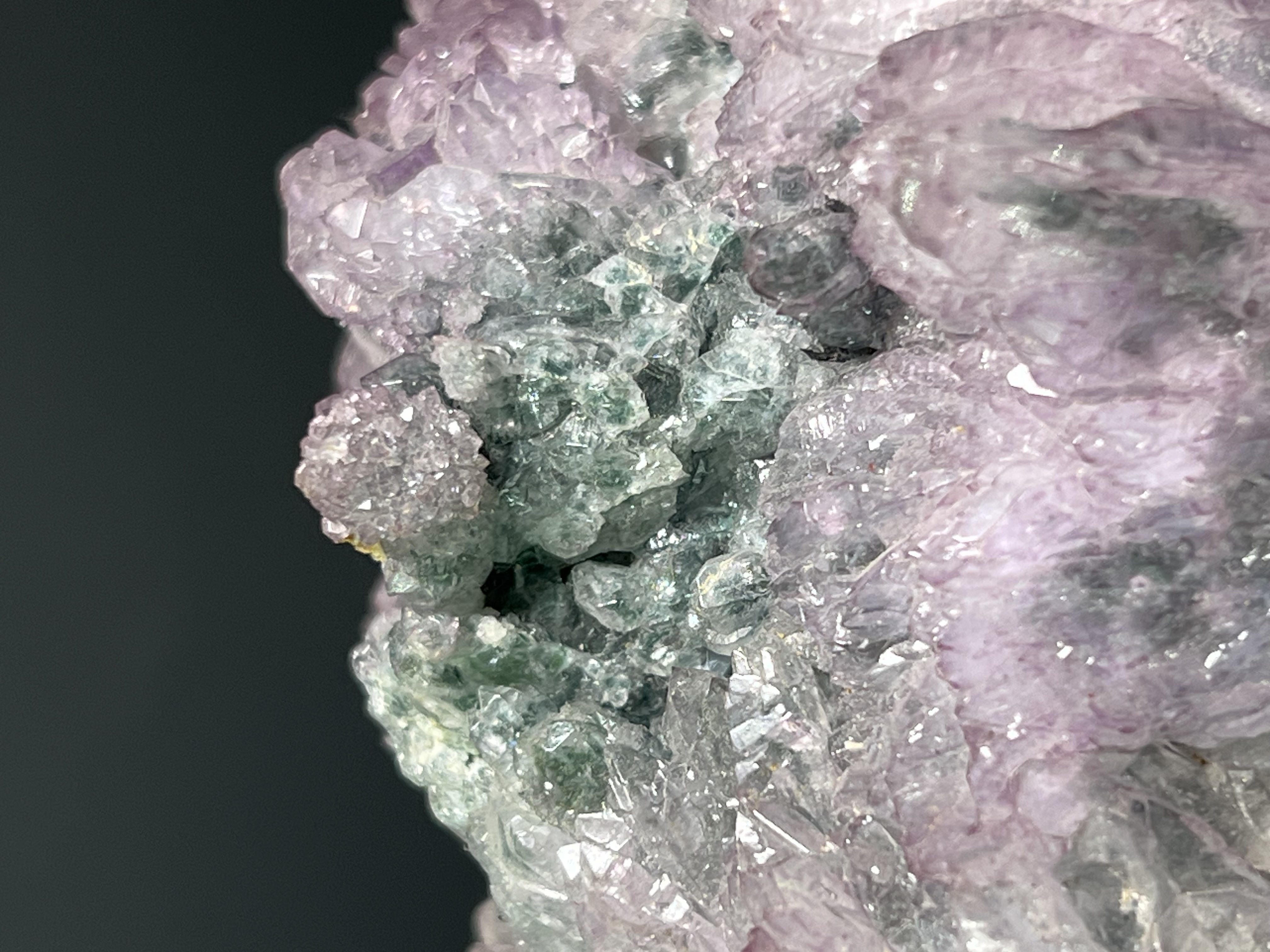 Amethyst Flower Quartz With Celadonite Inclusion, 344gram