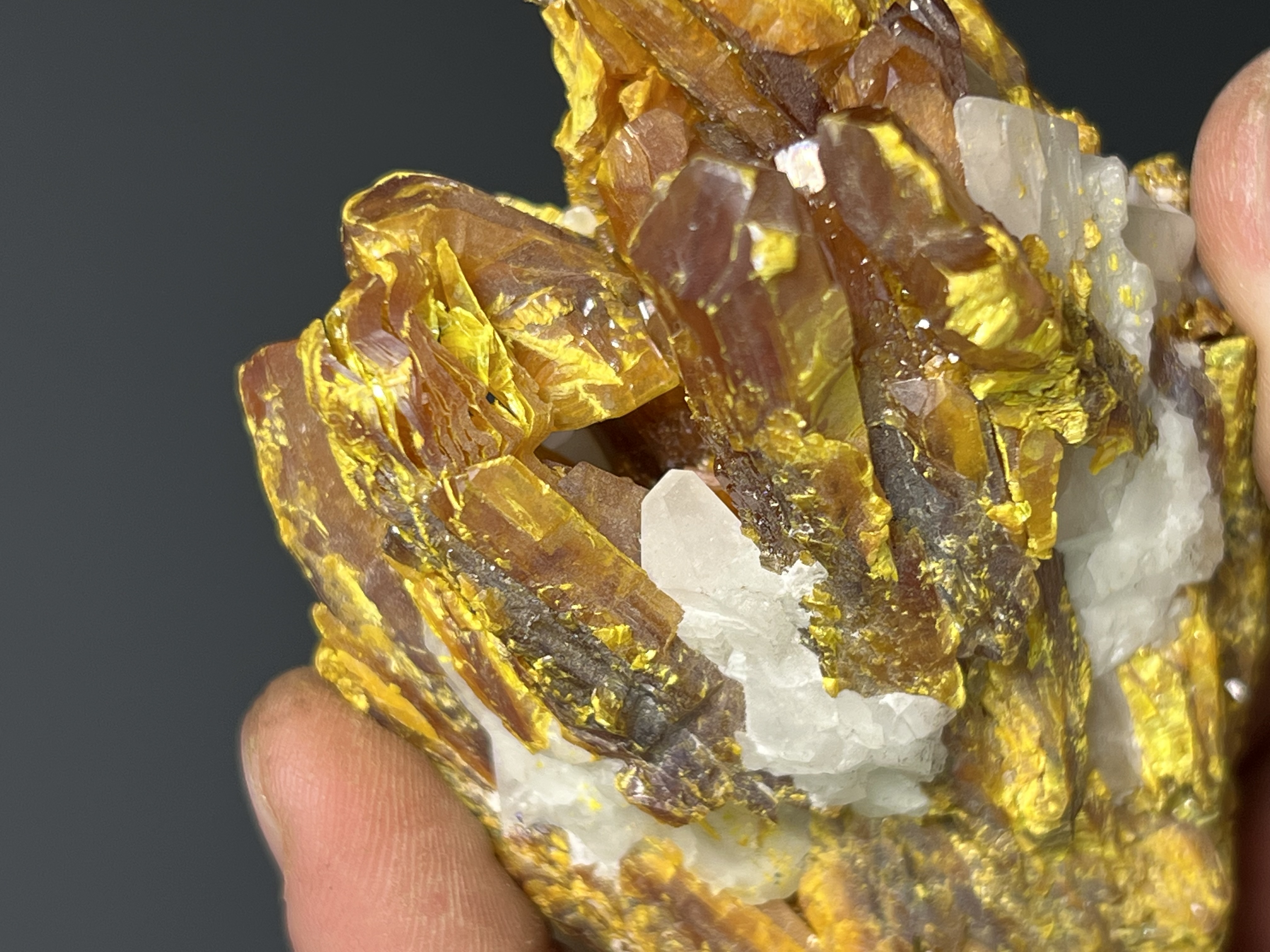 Museum Grade Orpiment Crystals, 225gram