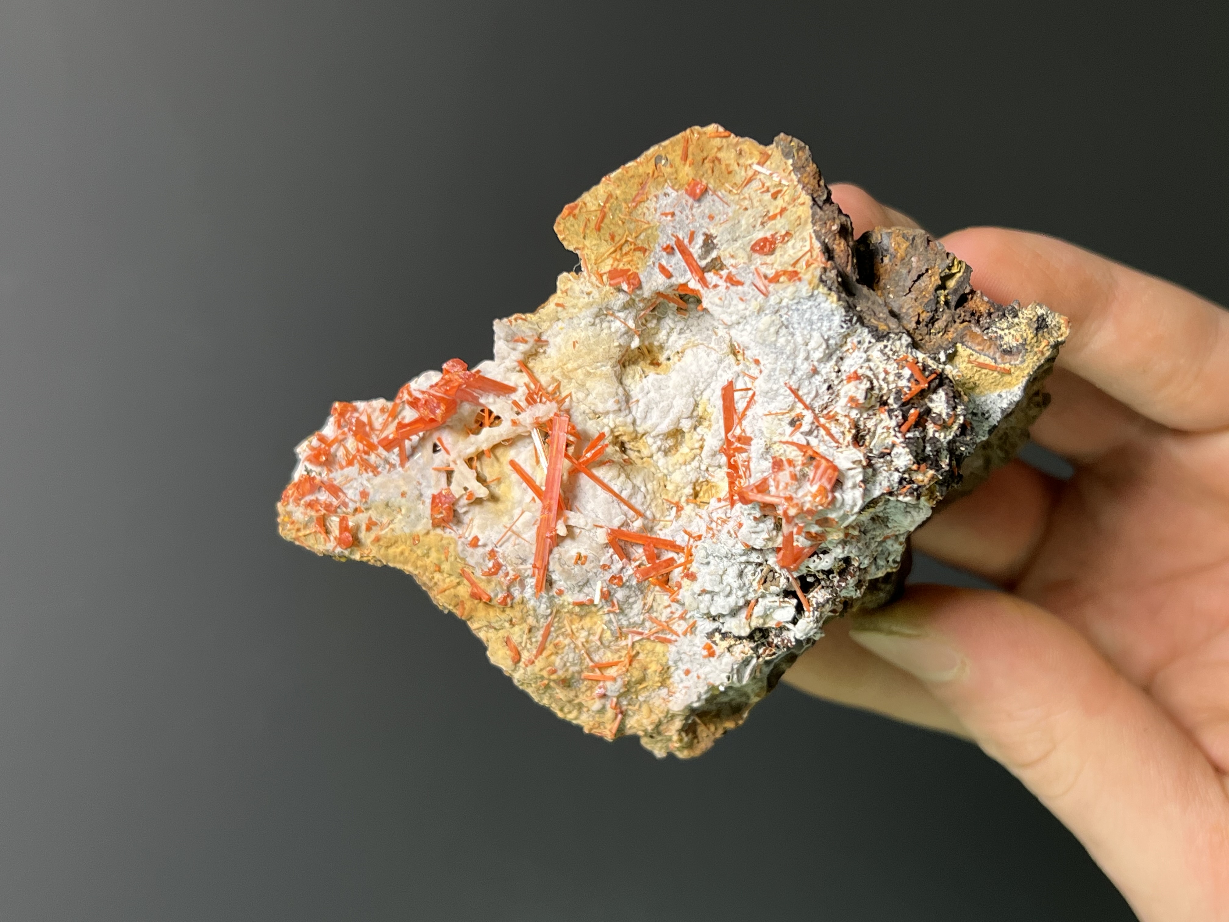 UMuseum Grade Special Crocoite Specimen, 150gram