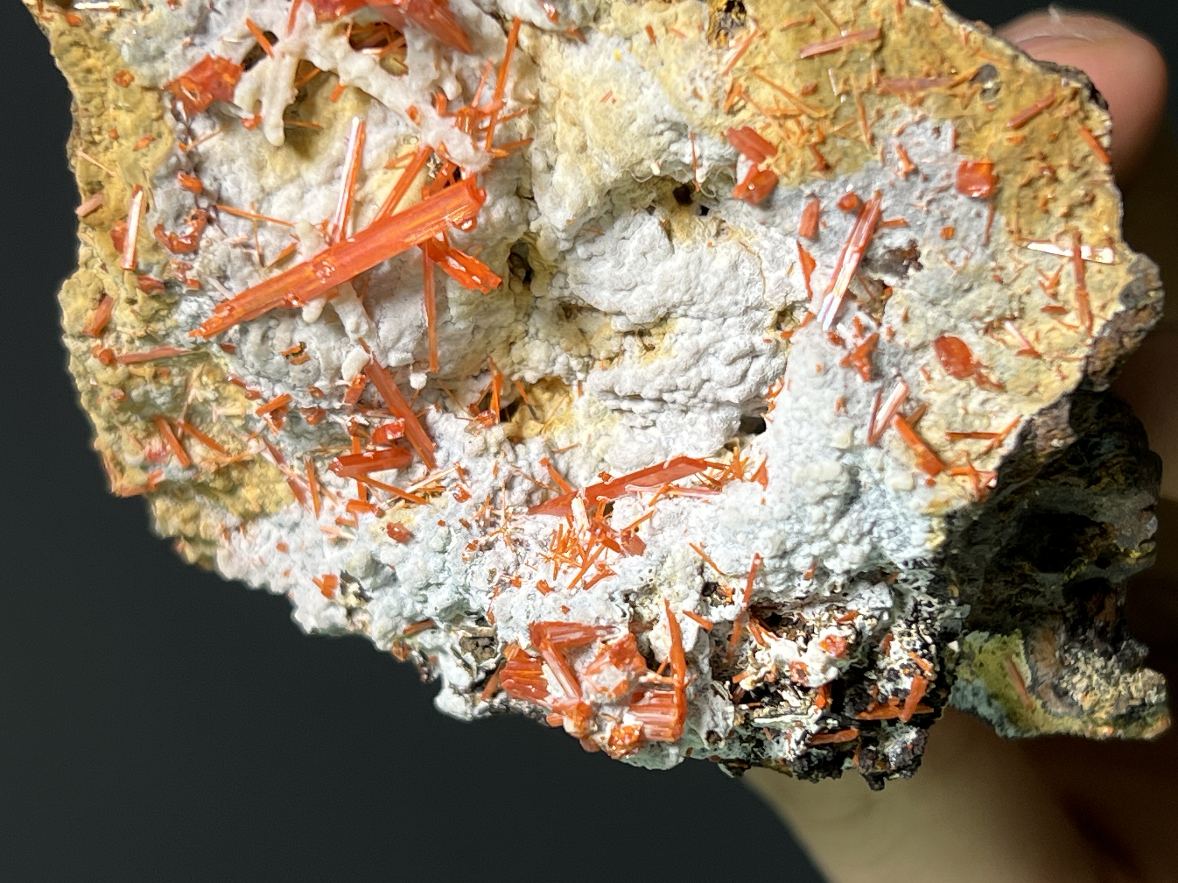 UMuseum Grade Special Crocoite Specimen, 150gram