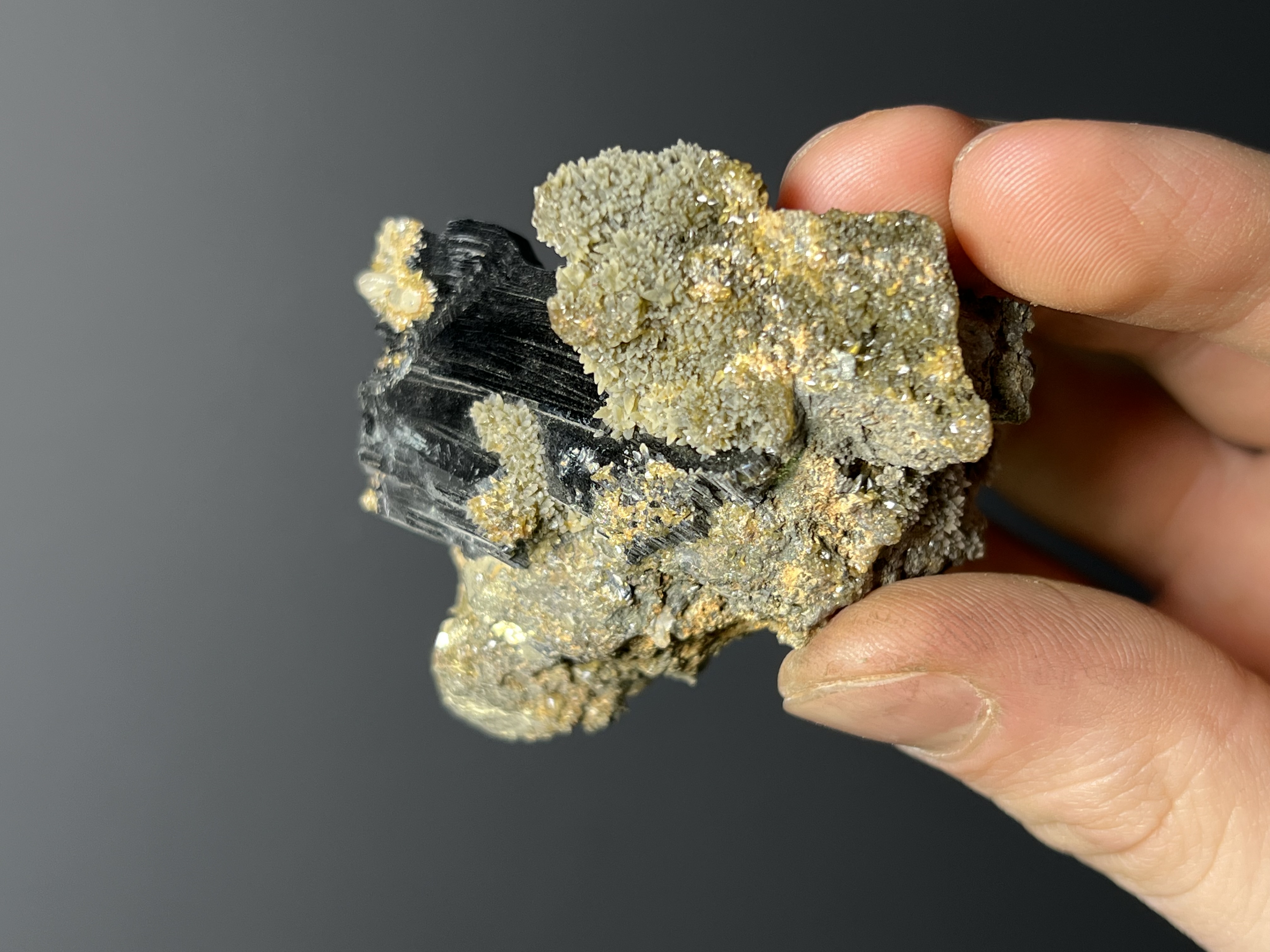 Museum Grade, Vivanite Childernite Specimen, 118gram