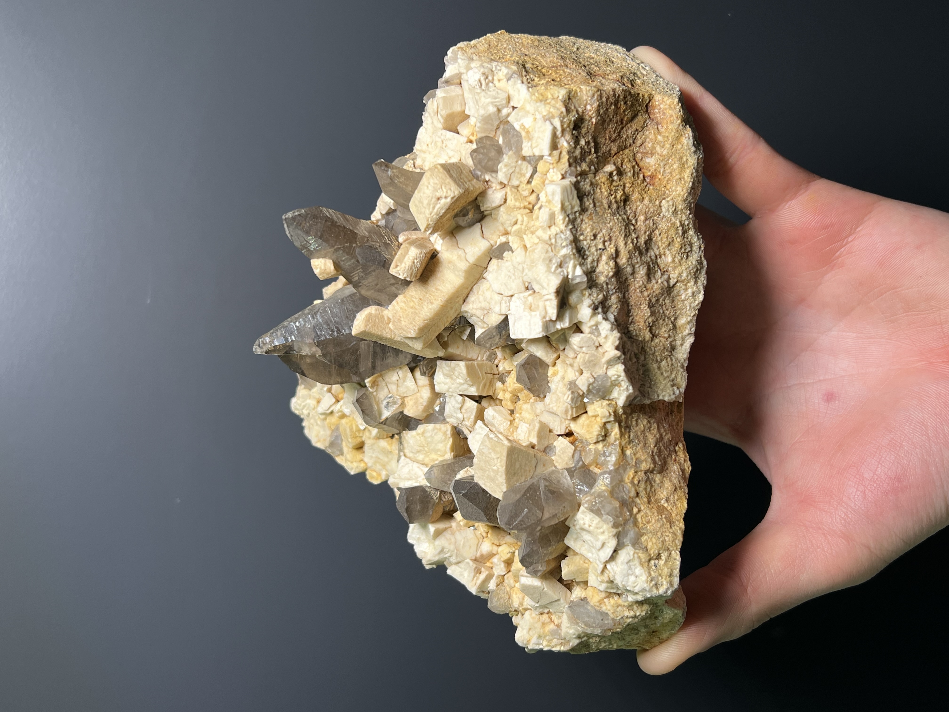 Ortochlase With Smoky Quartz Specimen, 1,5kg