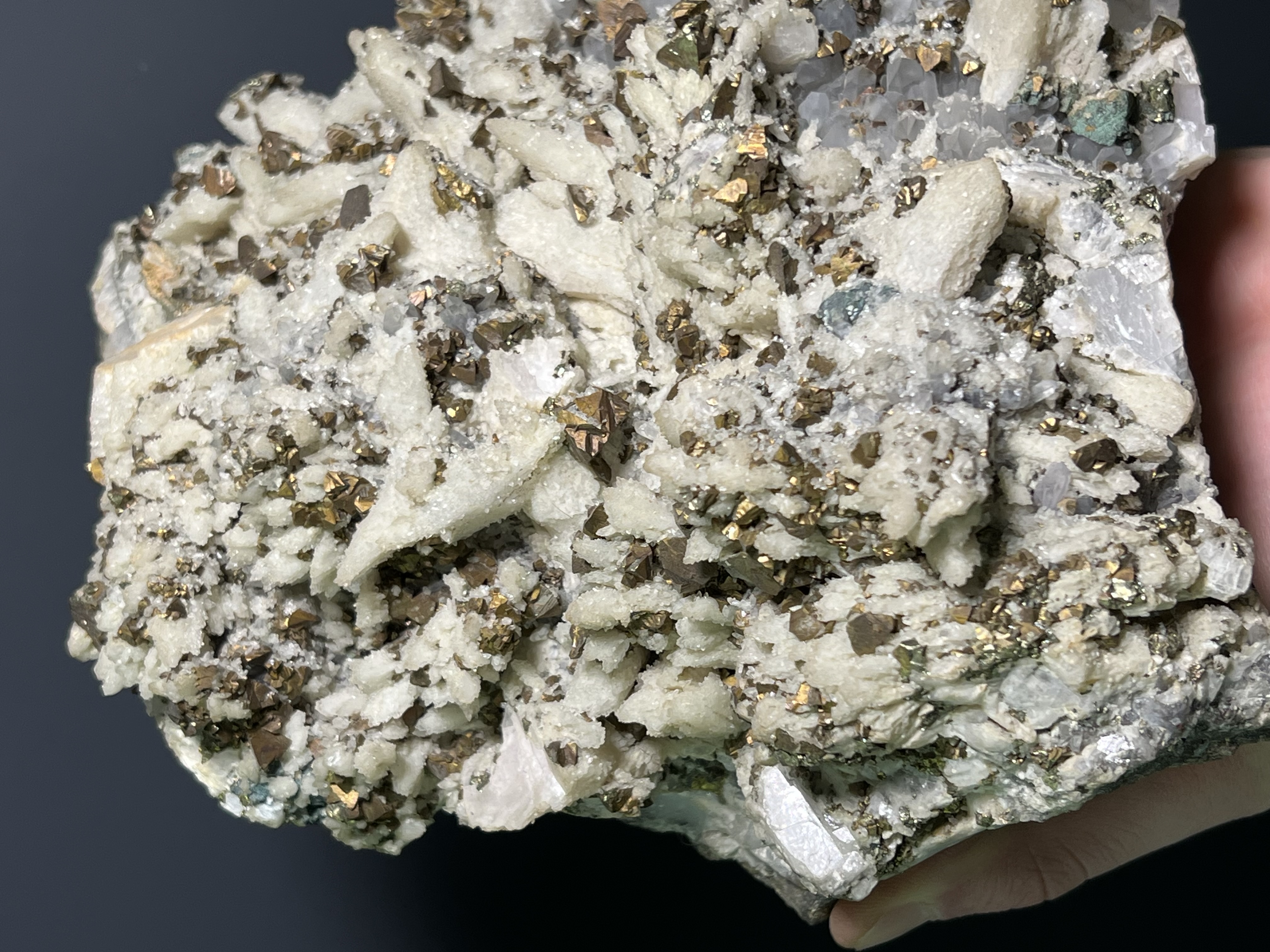 Pyrite On Calcite On Quartz, 5,3kg