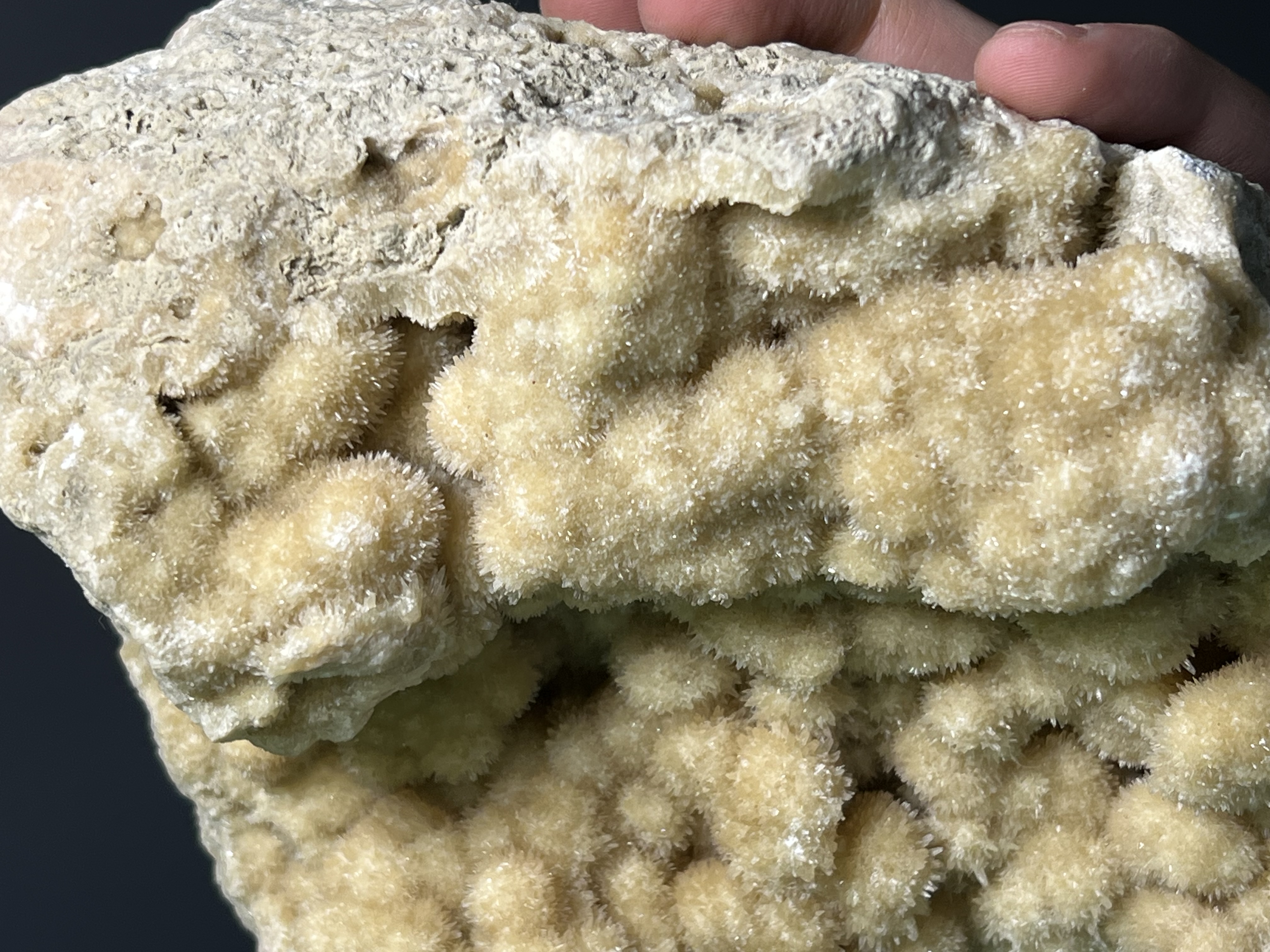 Very Special Colemanite Specimen, 2,8kg