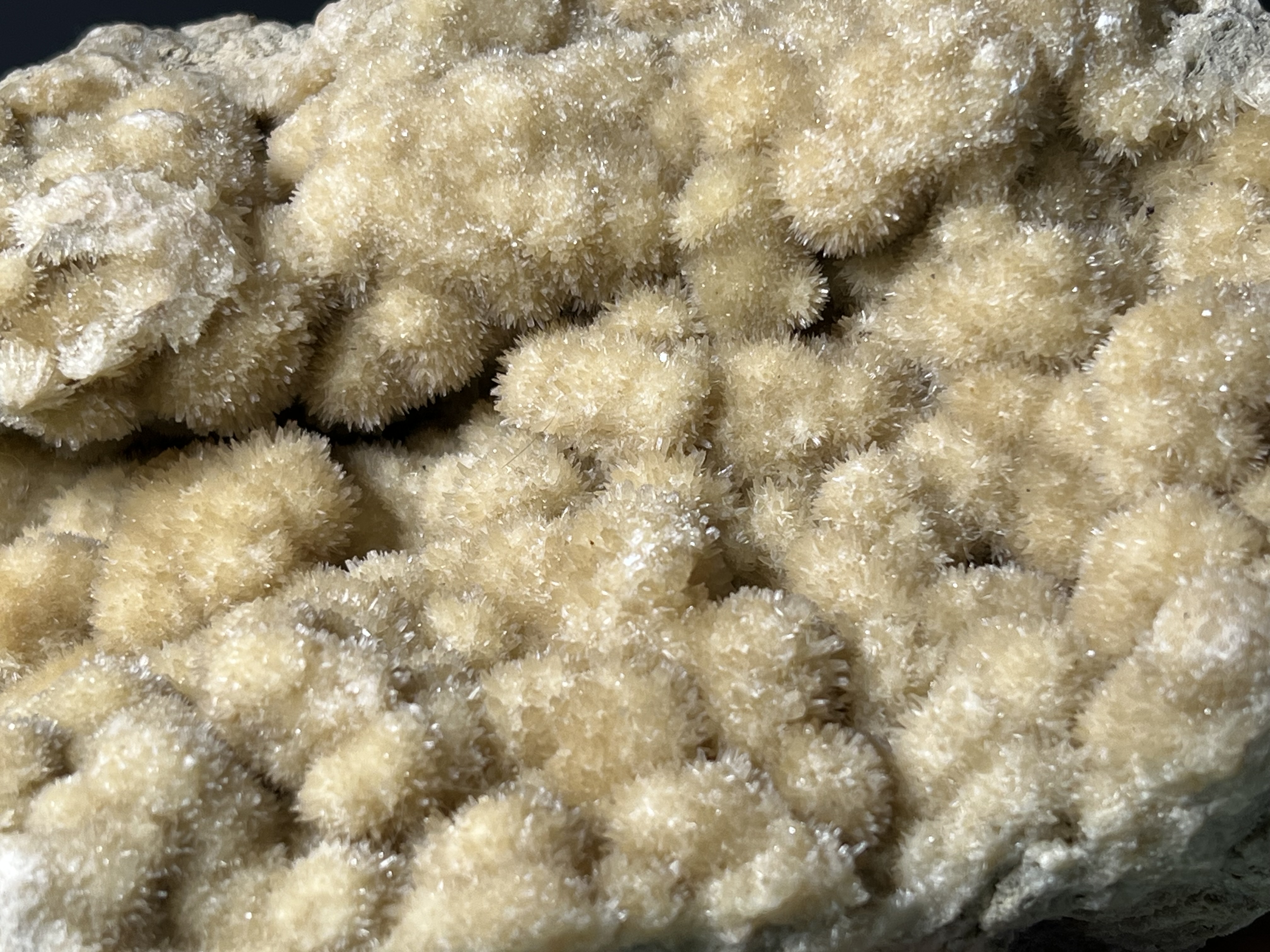 Very Special Colemanite Specimen, 2,8kg