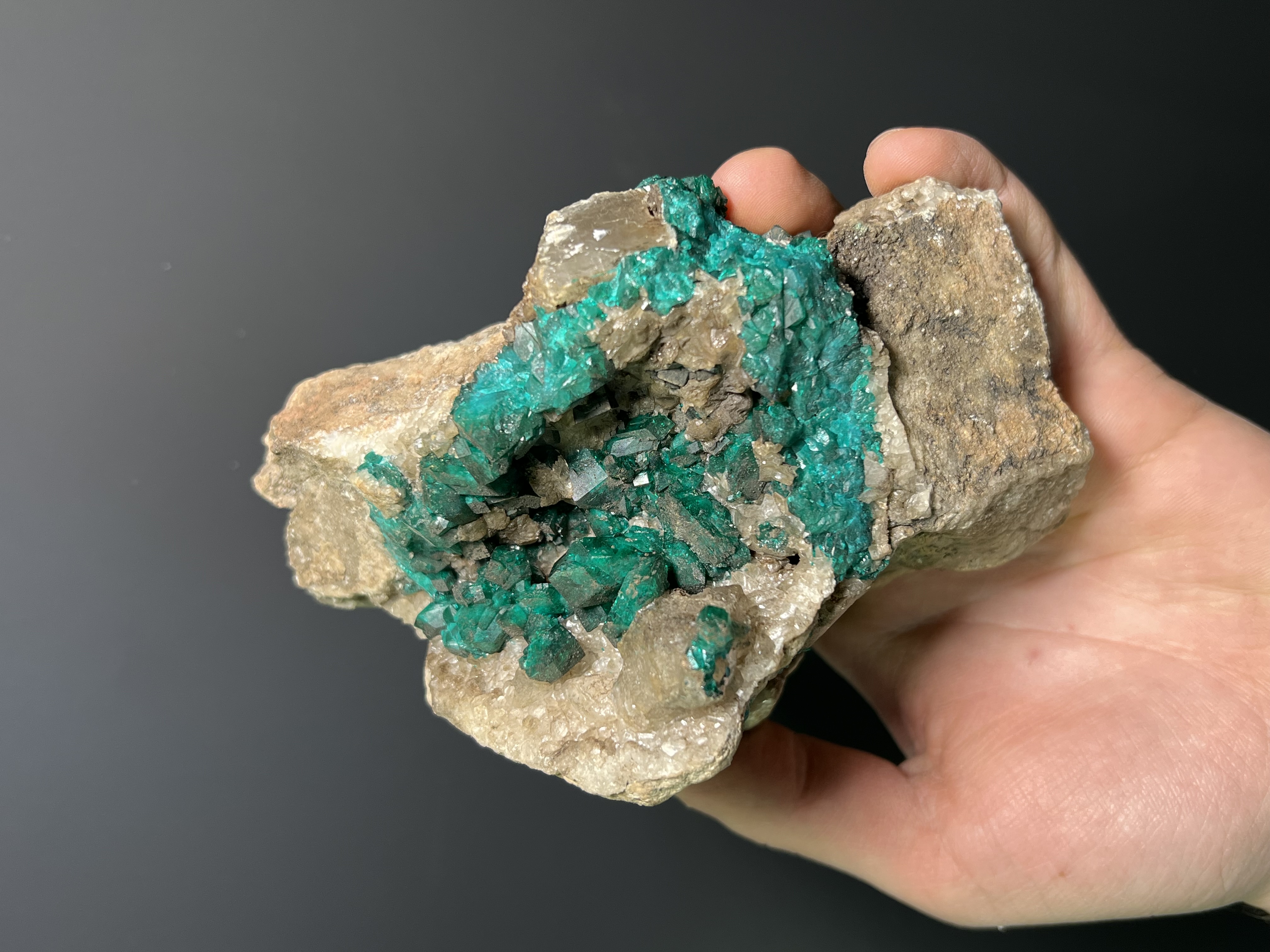 Very Special Dioptase On Matrix Specimen, 1,1kg
